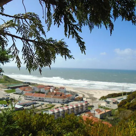 Coastal Serenity Villa: Beachfront Retreat With Pool And Sea Views * Pataias