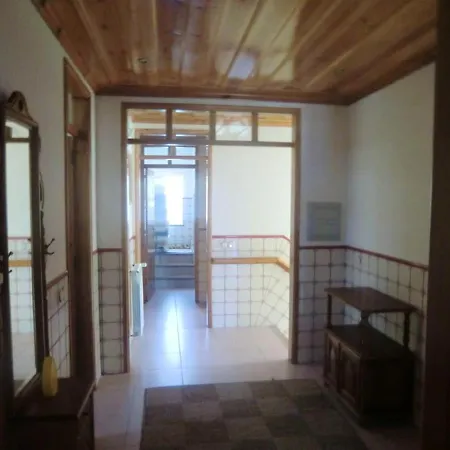 Coastal Serenity Villa: Beachfront Retreat With Pool And Sea Views * Pataias